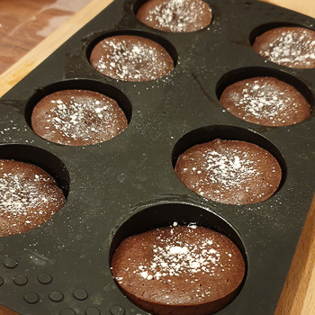 Coulant au chocolat ▷ Recette au cœur fondant [5 étapes ⋆ 20 min