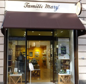 boutique-famille-Mary-extérieur