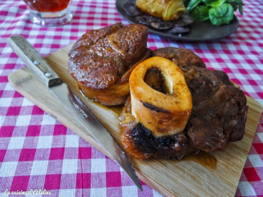 Jarrêt de boeuf braisé à la bière