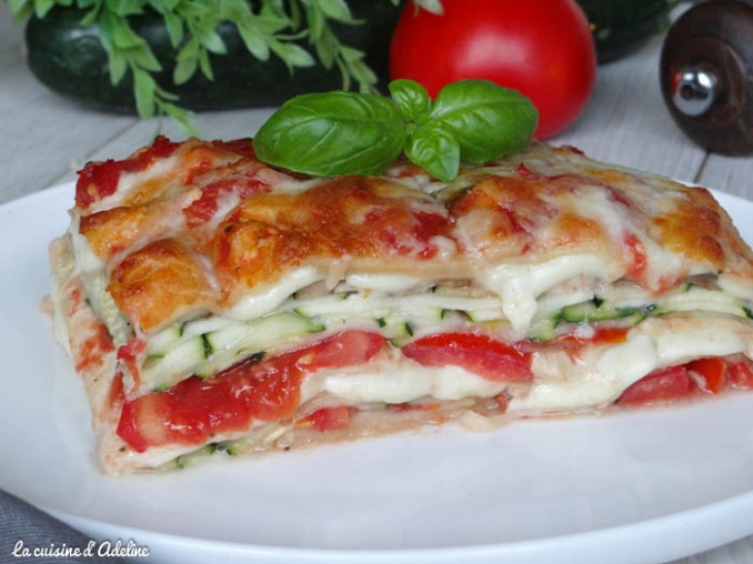 Lasagnes Vegetariennes Aux Courgettes Tomates Et Mozzarella La