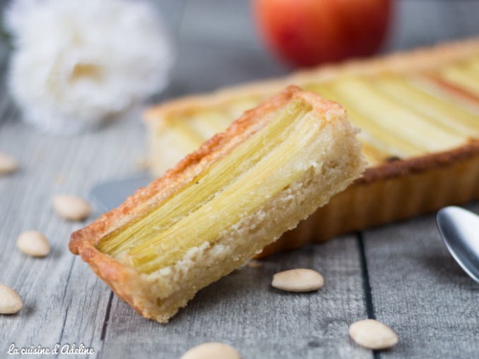 Tarte A La Rhubarbe Et A La Creme D Amande La Cuisine D Adeline