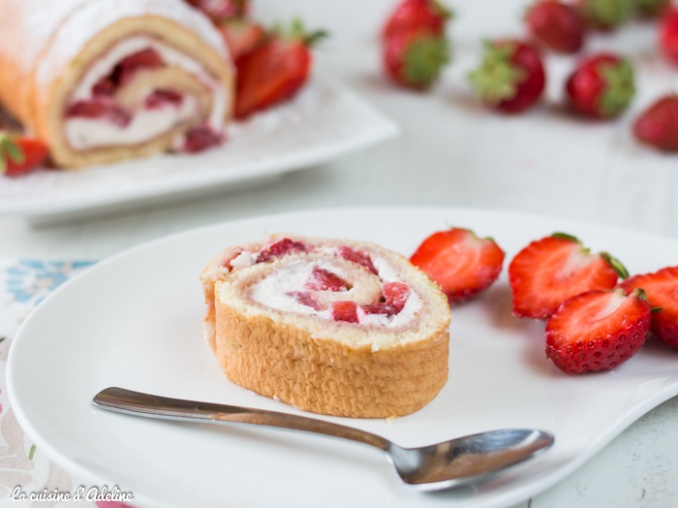 Roulé aux fraises mascarpone citron