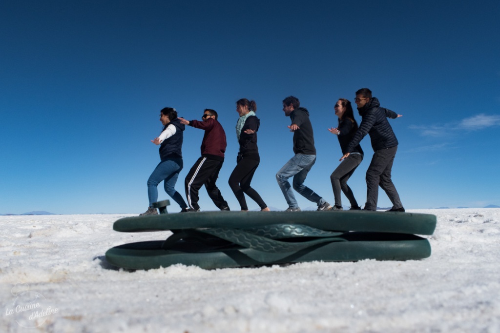 Photo en perspective au Salar d'Uyuni idée originale