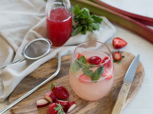 Sirop de rhubarbe rose recette sans colorant