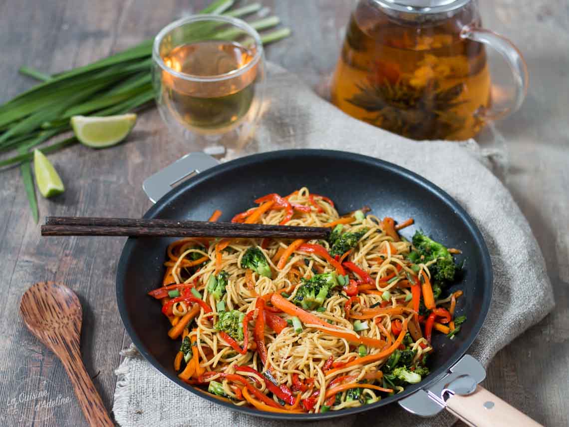 Spaghettis aux légumes sautés pour 4 personnes - Recettes - Elle à Table