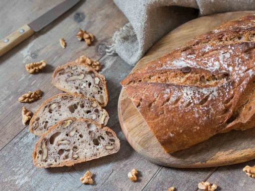 Pain aux noix au levain recette